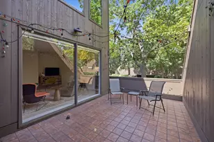 119 Litchfield Ln, Houston, TX 77024 - Photo 23