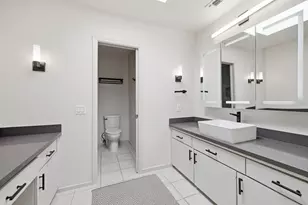 119 Litchfield Ln, Houston, TX 77024 - Photo 15