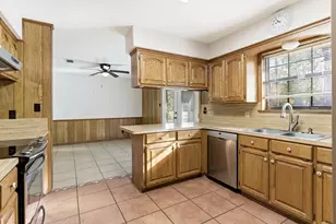 11995 Burrell Cemetery Rd, Beaumont, TX 77705 - Photo 15