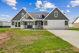 850 Longhorn Trail, Angleton, TX 77515 - Photo 1