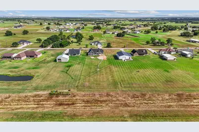 850 Longhorn Trail, Angleton, TX 77515 - Photo 29