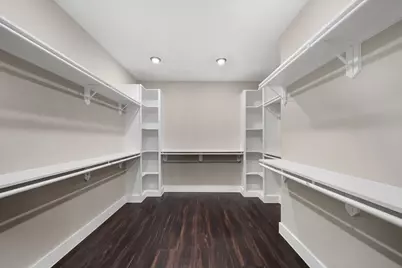 850 Longhorn Trail, Angleton, TX 77515 - Photo 19