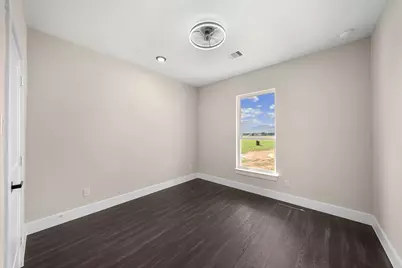 850 Longhorn Trail, Angleton, TX 77515 - Photo 25