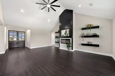 850 Longhorn Trail, Angleton, TX 77515 - Photo 7