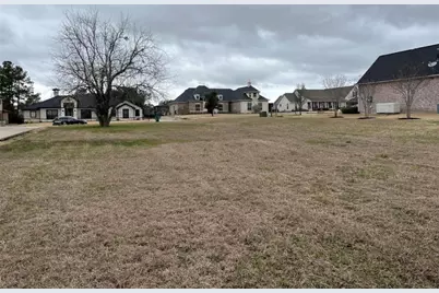 10888 Dauphine Street, Willis, TX 77318 - Photo 3
