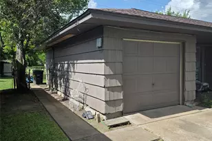 10319 Lafferty Oaks St, Houston, TX 77013 - Photo 3