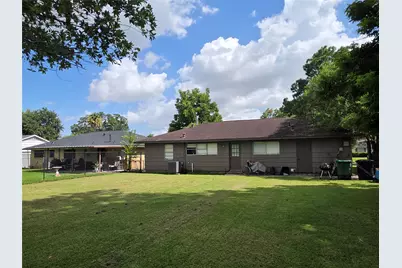 10319 Lafferty Oaks Street, Houston, TX 77013 - Photo 5
