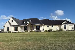 1143 Angus Trail, Angleton, TX 77515 - Photo 1