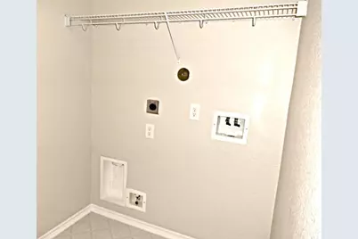 9510 Narnia Springs Court, Houston, TX 77075 - Photo 13