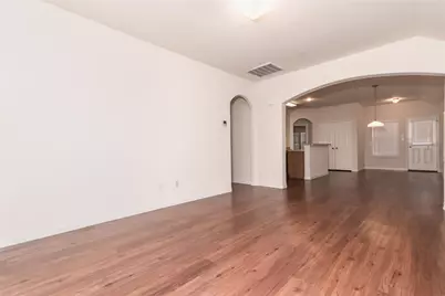 5610 Amelia Plantation Drive, Katy, TX 77449 - Photo 5