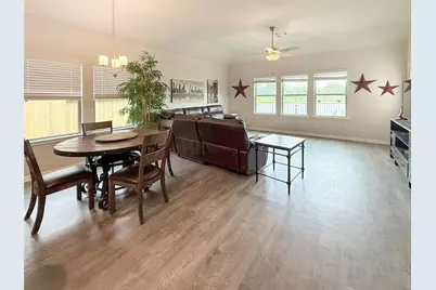 209 Bryan Way, Angleton, TX 77515 - Photo 7