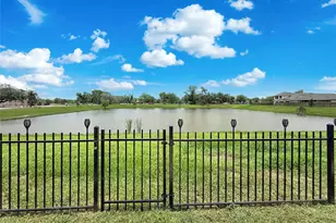 209 Bryan Wy, Angleton, TX 77515 - Photo 23