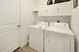 209 Bryan Wy, Angleton, TX 77515 - Photo 21