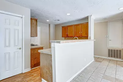 2010 Hickory Glen Drive, Missouri City, TX 77489 - Photo 9