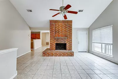 2010 Hickory Glen Drive, Missouri City, TX 77489 - Photo 7
