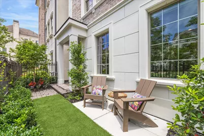 313 Royale Heights Lane, Houston, TX 77024 - Photo 5