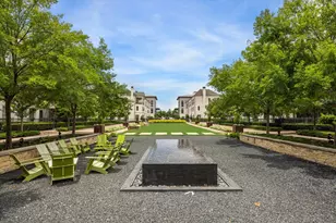 313 Royale Heights Ln, Houston, TX 77024 - Photo 47