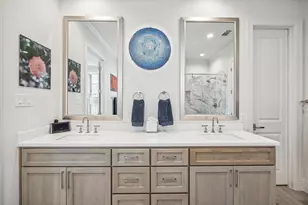 313 Royale Heights Ln, Houston, TX 77024 - Photo 29