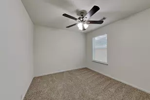 10414 Falling River Dr, Houston, TX 77095 - Photo 11