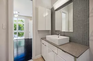 207 Pierce St, Houston, TX 77002 - Photo 19