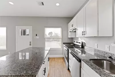 4651 Mallow Street #A-B, Houston, TX 77051 - Photo 7