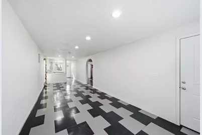 1041 Dolly Wright Street, Houston, TX 77088 - Photo 7