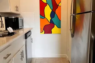 306 Hawthorne St, Houston, TX 77006 - Photo 3