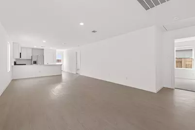 7602 Barcelona Springs, Richmond, TX 77469 - Photo 5