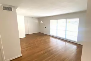 2902 Broadmead Dr, Houston, TX 77025 - Photo 11