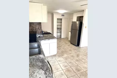 2902 Broadmead Drive, Houston, TX 77025 - Photo 15