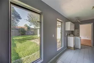 1510 Chestnut Tree Ln, Houston, TX 77067 - Photo 31