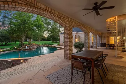 18022 Country Hills, Tomball, TX 77377 - Photo 35