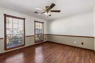 4826 Meadowglen Dr, Pearland, TX 77584 - Photo 5