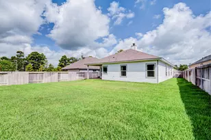 208 Shoreview Dr, Conroe, TX 77303 - Photo 25