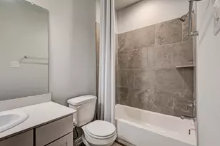 208 Shoreview Dr, Conroe, TX 77303 - Photo 19