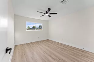 14387 Misty Meadow Ln, Houston, TX 77079 - Photo 25