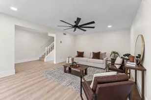 14387 Misty Meadow Ln, Houston, TX 77079 - Photo 7