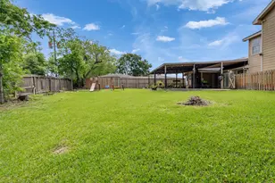 7923 Glenview Dr, Houston, TX 77061 - Photo 29