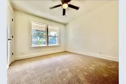 319 Wisteria Street, Lake Jackson, TX 77566 - Photo 19