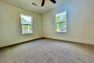 319 Wisteria St, Lake Jackson, TX 77566 - Photo 21