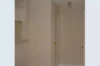 2750 Holly Hall Street #1213, Houston, TX 77054 - Photo 3