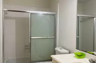 11737 Logan Ridge Dr, Houston, TX 77072 - Photo 17