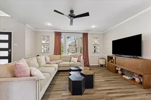 7022 Red Coral Dr, Pasadena, TX 77505 - Photo 9