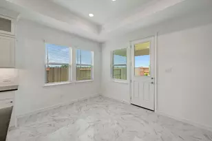13010 Old Fashion Cir, Mont Belvieu, TX 77535 - Photo 13