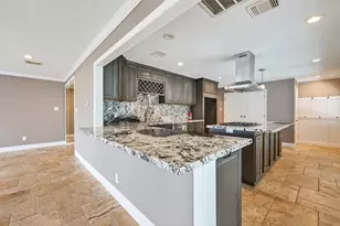 2810 Quail Hollow Dr, Missouri City, TX 77459 - Photo 9