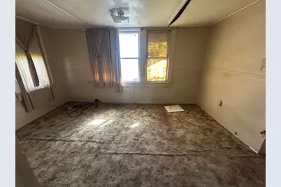 601 E Michalk Street, Thorndale, TX 76577 - Photo 9