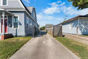 1105 Yale St, Houston, TX 77008 - Photo 5