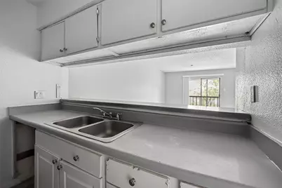 10110 Forum West Drive #625, Houston, TX 77036 - Photo 13
