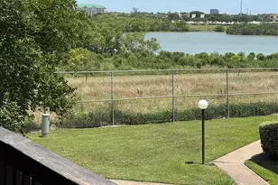 10555 Turtlewood Ct, Houston, TX 77072 - Photo 19