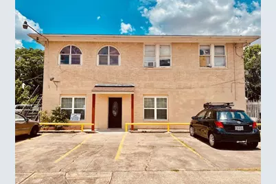 1602 Henninger Street, Houston, TX 77023 - Photo 1